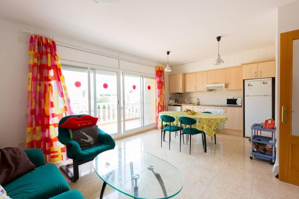 La Rapita - Apartamento De Dos Dormitorios Con Piscina Comunitaria Альканар Экстерьер фото