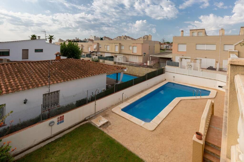 La Rapita - Apartamento De Dos Dormitorios Con Piscina Comunitaria Альканар Экстерьер фото